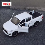 1:27 Maisto Diecast Toyota Hilux Revo/Rocco Model - White