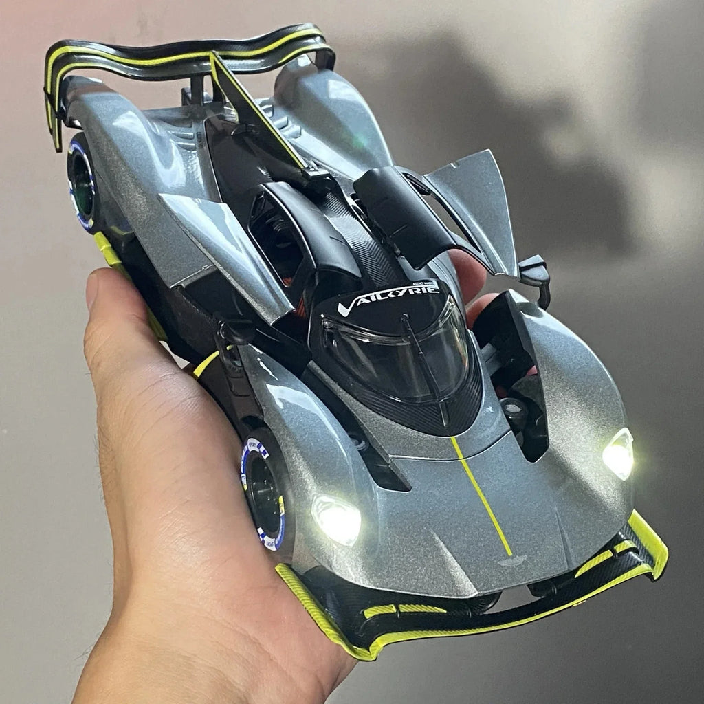 1:24 Diecast Aston Martin Valkyrie AMR Pro Model Car